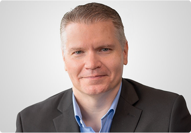 Cxo innovator headshot shiva